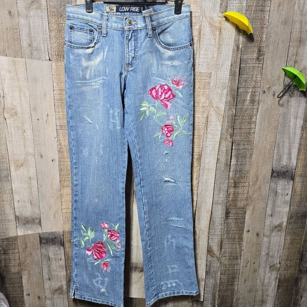 Cruel Girl Low Rise Bootcut Floral Embroidered Distressed Jeans 5L